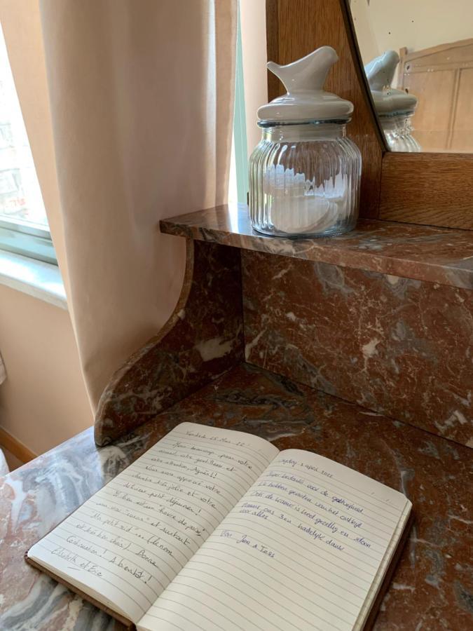 Au Petit Nid Froissart Bed & Breakfast Chimay Dış mekan fotoğraf
