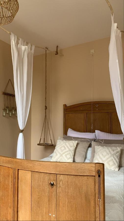 Au Petit Nid Froissart Bed & Breakfast Chimay Dış mekan fotoğraf